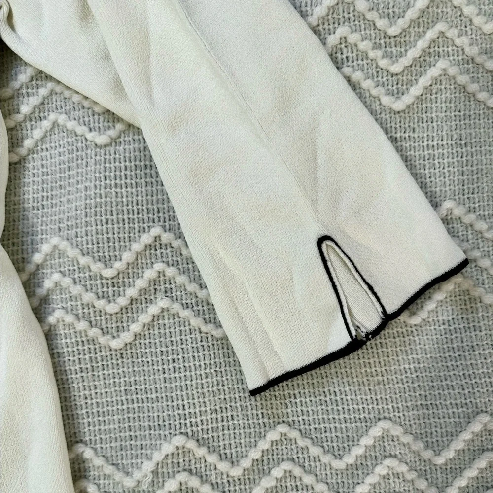 Vintage Women’s 3/4 Sleeve Sweater | Extra Large (J)